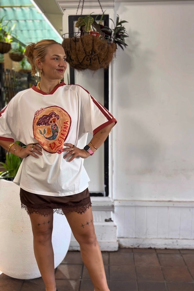 By Frankie Tee- White/Rust La Sirena Cotton