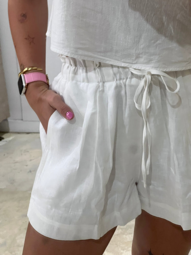 Yours Truly shorts White Linen shorts